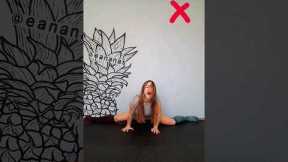 Middle Split Easy Tutorial🔥 #stretching #gymnast #flexibility #funny #homeworkout #tips #yoga