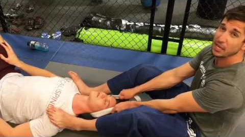 Grab a Partner for this Neck Stretch and Traction Technique MoveU