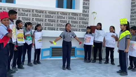 A skit done by students on eating healthy food.
